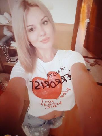 Проститутка Моника